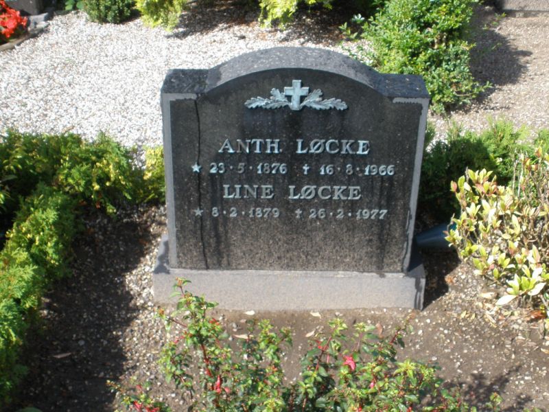 Anth. Loecke.JPG